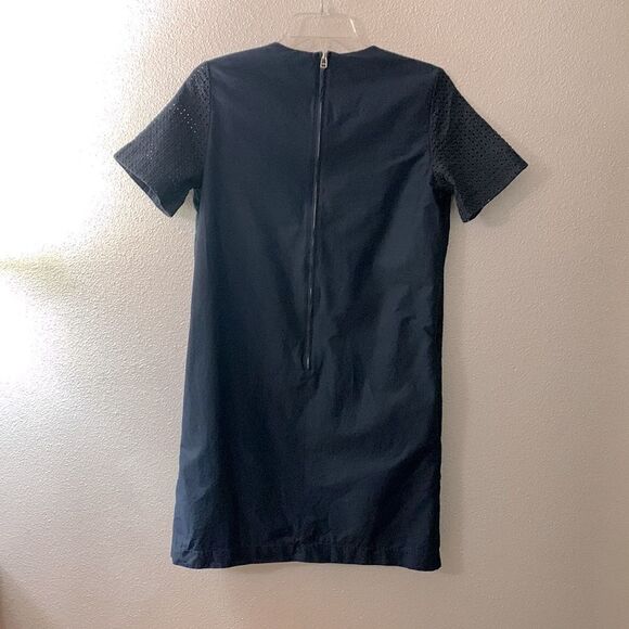 🟢3 items for $20—-GAP eyelet dress shift short sleeve zip back pockets lined - Picture 2 of 10